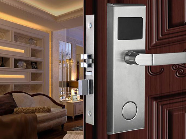 新乐24小时上门开锁公司