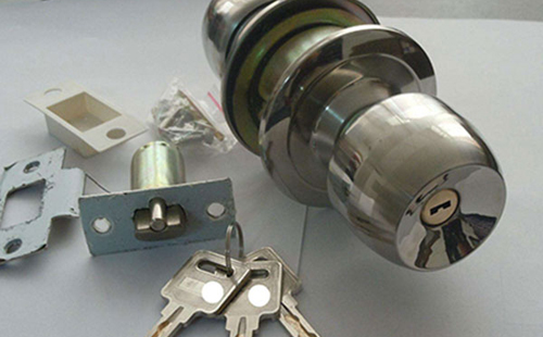 新乐24小时上门开锁公司