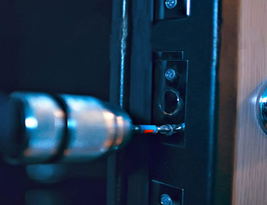 新乐24小时上门开锁公司